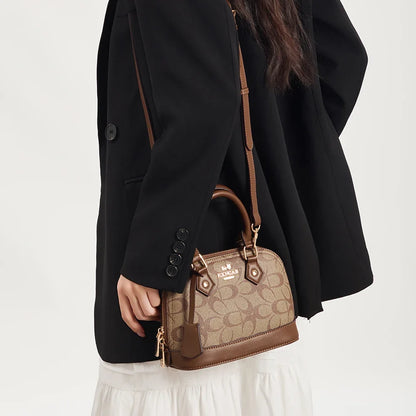 Women's handbag 2026 autumn and winter new item, light luxury high-end shoulder bag